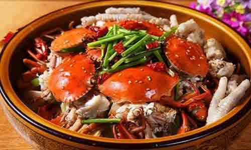 品牌肉蟹煲加盟，多嘴邀您共享財富盛宴