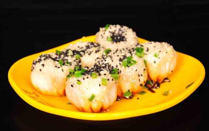 阿三生煎配熱粥 正宗上海味道