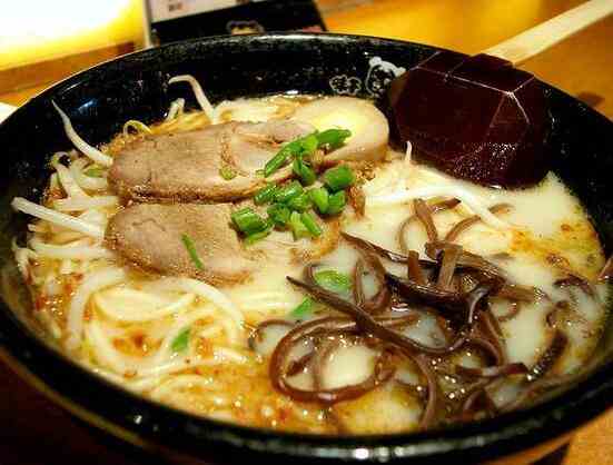 面對市場劇烈的變動出現船大難調頭 味千拉面怎么辦