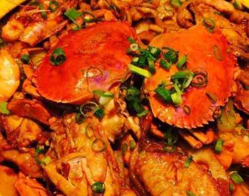 當仁不讓的招牌 抵擋不住的美味就在胖哥倆肉蟹煲