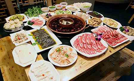 想加盟一家牛肉火鍋店好不好？洞子口火鍋加盟總部全程助力