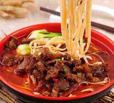 蘭州的那碗牛肉面而不是“牛肉拉面”