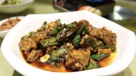 19年37個店年收入數億，她創(chuàng)造了無一店關停、個個賺錢的神話！