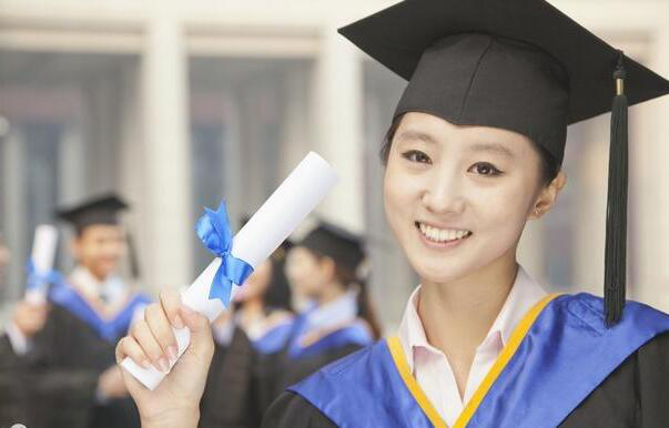女性搞投資，行業積累是***，清華北大學歷是標配？