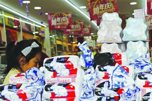 商機  |  老品牌守正出奇：大白兔潤唇膏來了