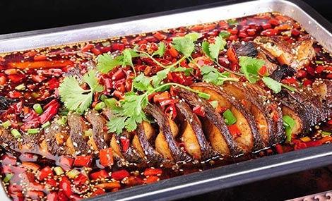 創業加盟諸葛烤魚有什么條件?總部優勢多嗎?