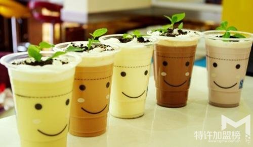 大卡司奶茶加盟條件有哪些呢?創業者坐享優勢品