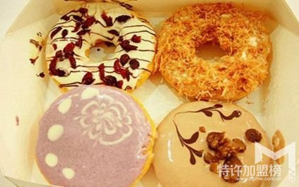 開個烘焙店多少錢？鹿里烘焙告訴你開店加盟流