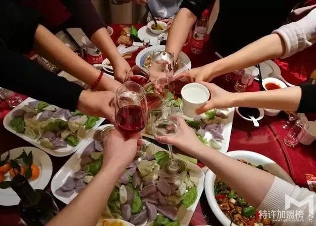 開店加盟大咖說(shuō)-2018年什么賺錢項(xiàng)目適合初期創(chuàng)業(yè)