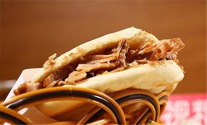 鼎香坊里脊肉餅加盟前景廣闊  輕松賺錢