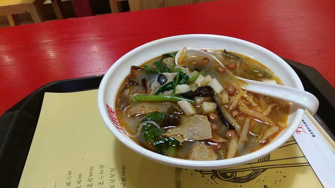 五角星螺螄粉加盟有哪些特色?公司有什么幫助