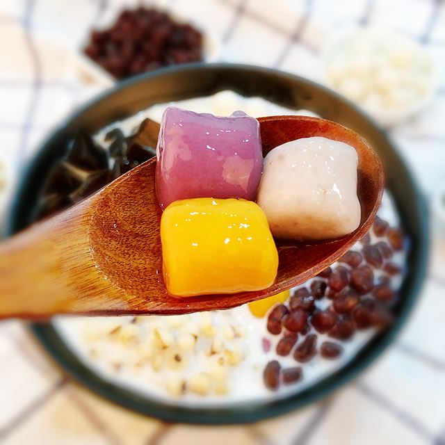 天津開店加盟淼淼家燒仙草甜品店怎么樣?公司地址在哪里