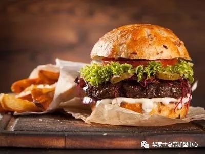 加盟漢堡利潤(rùn)有多大?華萊士漢堡市場(chǎng)優(yōu)勢(shì)多,讓創(chuàng)業(yè)更簡(jiǎn)單!