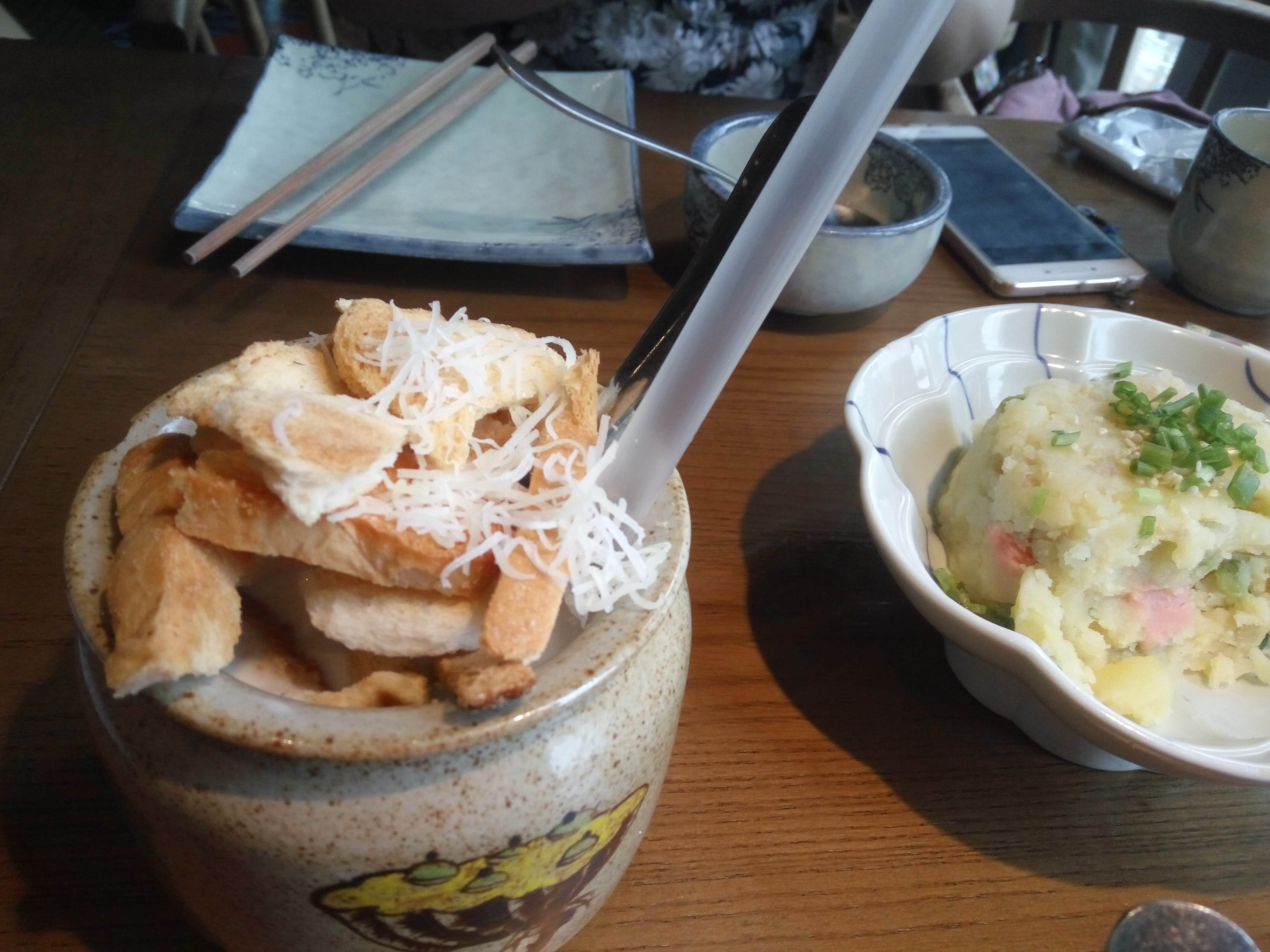 開家彩泥·云南菜餐廳加盟怎么樣？回本快致富好項目
