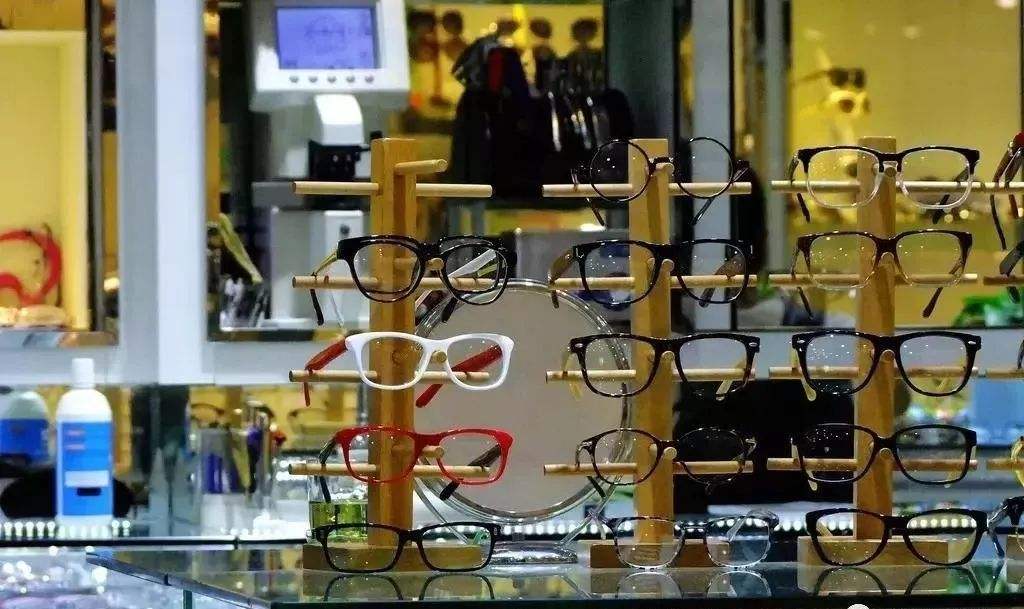 眼鏡店加盟可靠嗎_眼鏡店招商加盟