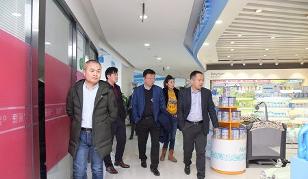 愛(ài)親母嬰店加盟政策與全球蛙合作