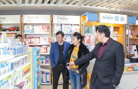 愛(ài)親母嬰店加盟政策與全球蛙合作
