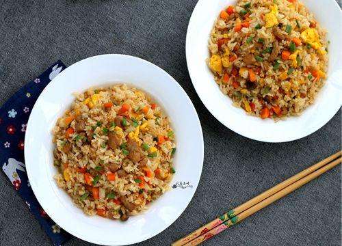 【社會(huì)王炒飯】加盟怎么樣_加盟條件_優(yōu)勢(shì)介紹