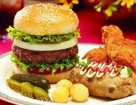 【麥華客漢堡】麥華客漢堡加盟店怎么樣_費用多少_優(yōu)勢有哪些