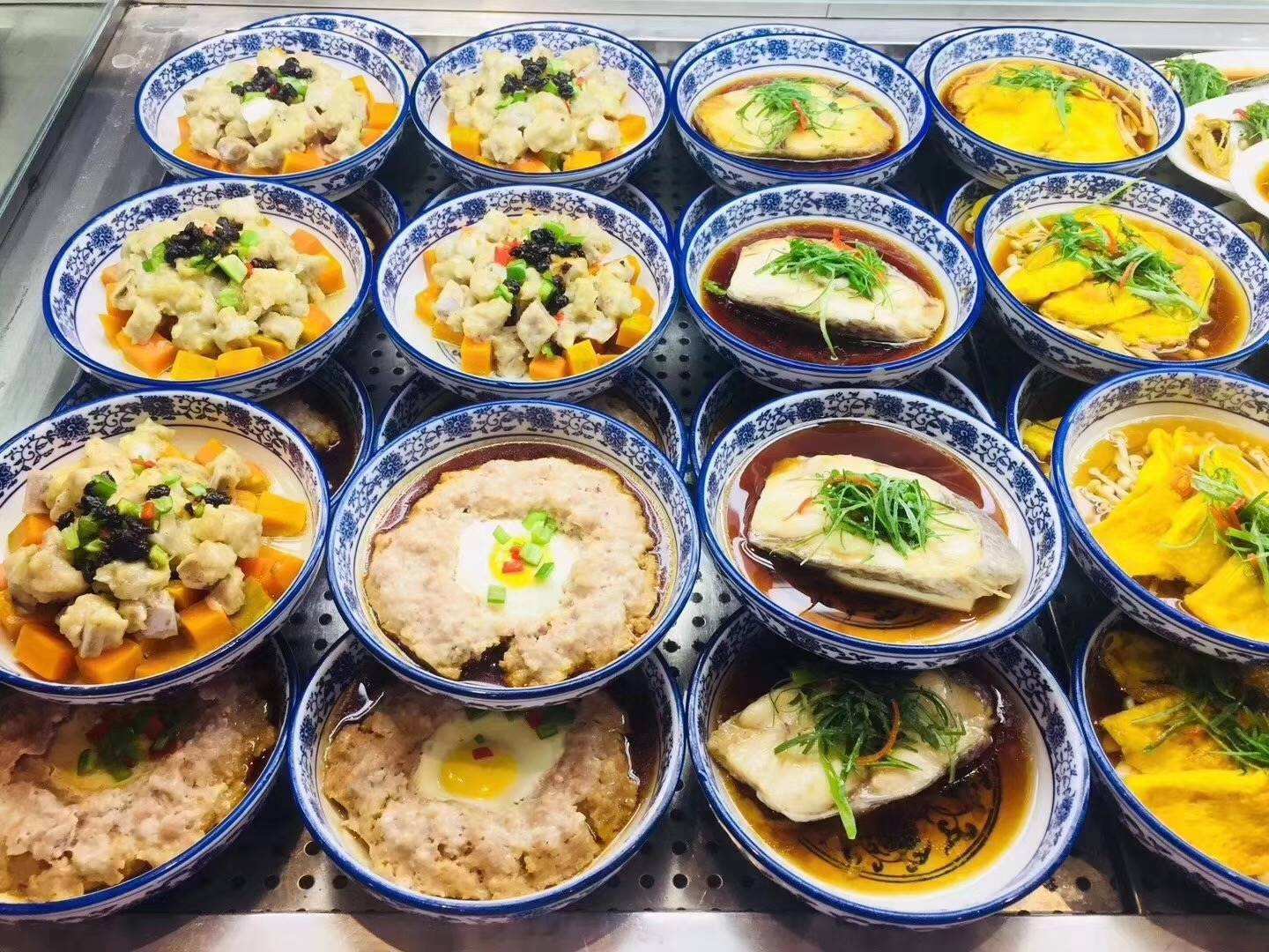 【大食堂中式快餐】大食堂中式快餐加盟怎么樣_加盟條件_優勢介紹