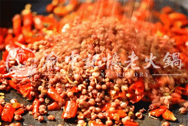 重慶火鍋底料培訓(xùn)哪家好，這個(gè)夏天渝中記憶免費(fèi)教學(xué)招生啦