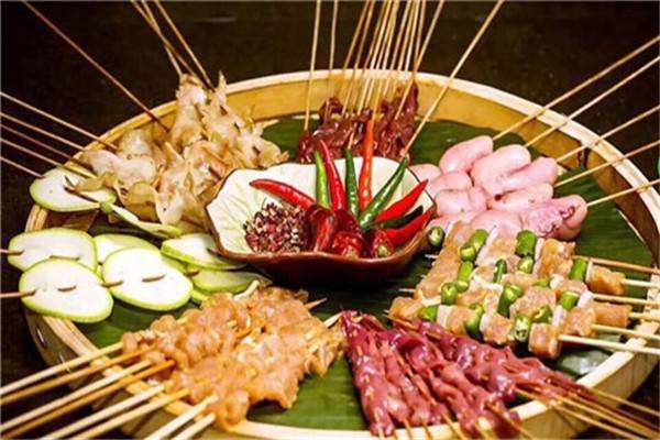 加盟網(wǎng)紅串串“馬路簽簽”有啥優(yōu)勢