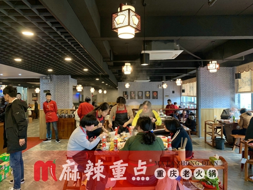 重慶正宗老火鍋加盟哪家好？這個品牌居然免費加盟