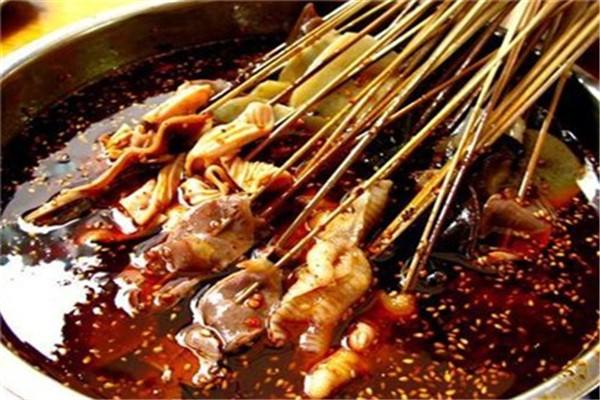 馬路簽簽串串香品牌實(shí)力說(shuō)話(huà)