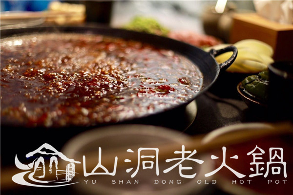 重慶***正宗的老火鍋店，百萬好吃狗在這家店淪陷啦！