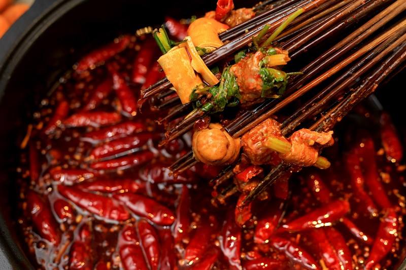 串串香加盟，一個(gè)受歡迎的餐飲行業(yè)