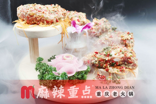 重慶正宗老火鍋加盟，麻辣重點(diǎn)老火鍋加盟費(fèi)是多少？