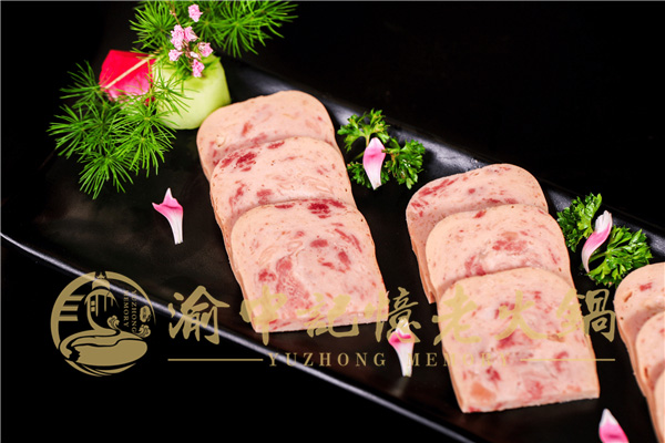 重慶哪里的火鍋店***正宗？排隊(duì)三小時都要去吃的火鍋