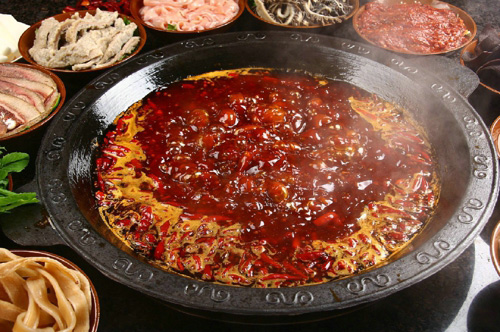 ***近天氣有點涼，來一口麻辣鮮香火鍋讓你全身熱起來