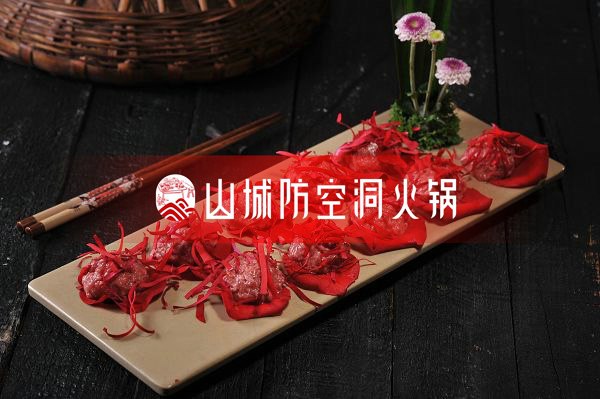 重慶火鍋加盟哪家實力強？貴州遵義張總成功簽約加盟店
