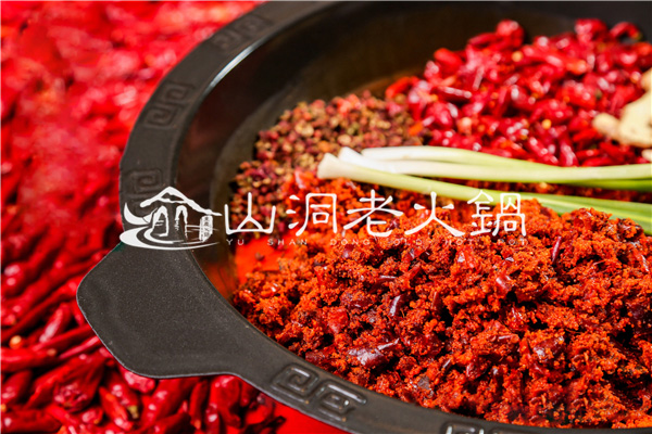 重慶火鍋店加盟什么好？5大優(yōu)勢(shì)助力創(chuàng)業(yè)！