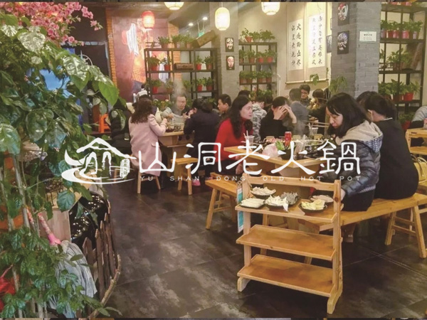 開一家火鍋店大概多少錢？這家店有機會免費加盟！
