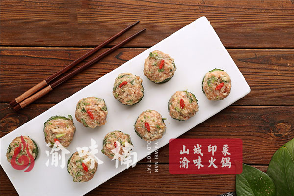 重慶火鍋哪家***正宗?這家用料豐富,菜品誘人