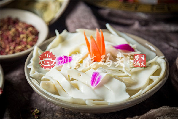 重慶哪家火鍋味道正宗？人氣爆棚的老店