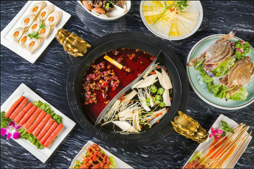 享受地道重慶老火鍋，麻辣重點(diǎn)***讓你吃的滿足