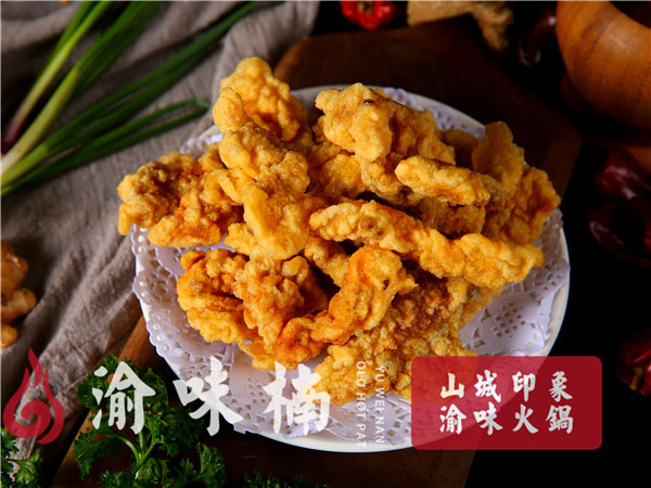 重慶哪里的火鍋好吃?反正這家排隊(duì)的人***多