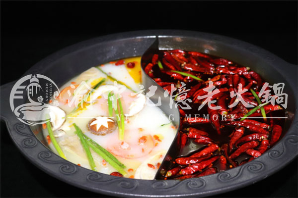 重慶***好吃的火鍋店是哪家？這家一輪一輪的安排上