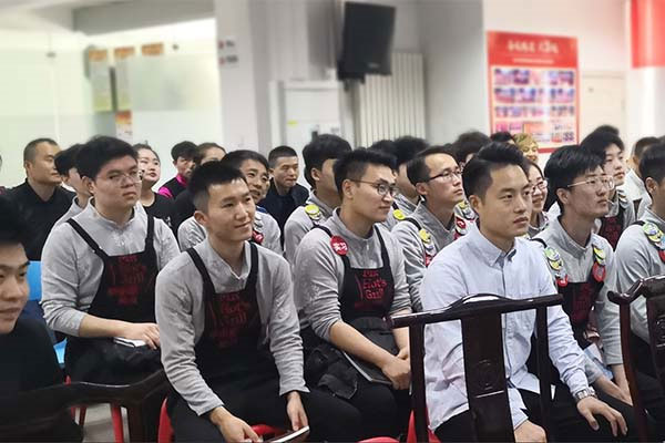加盟一家火鍋店的利潤(rùn)與費(fèi)用，***經(jīng)歷為您解惑！