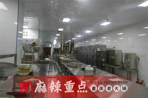 重慶火鍋加盟費要多少？看看麻辣重點老火鍋的詳細(xì)解析