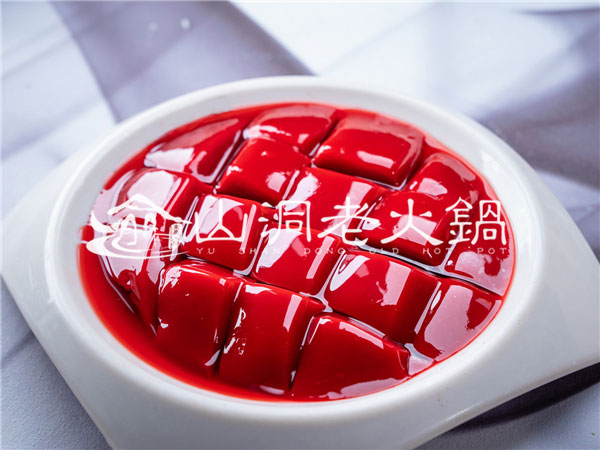 重慶火鍋店哪家***出名？這家店是網(wǎng)紅聚集地！