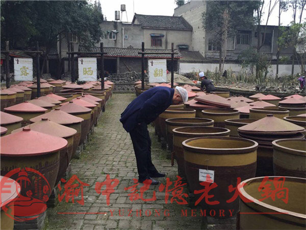 重慶火鍋底料廠家？三十多年的老牌發酵