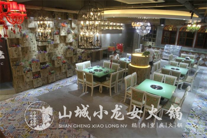 開一家重慶火鍋加盟店多少錢？我有30萬，能開重慶火鍋嗎