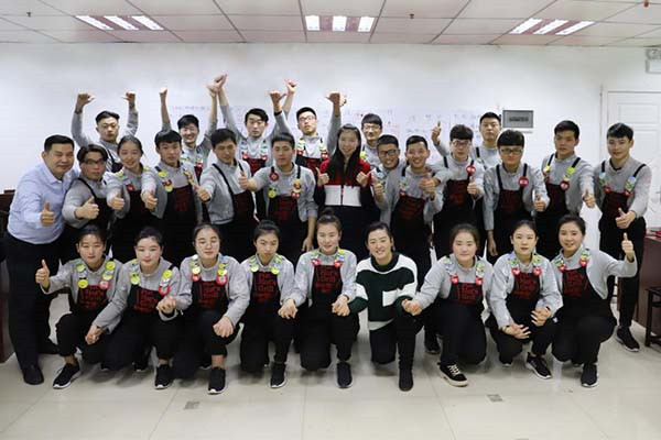 重慶哪里學火重慶加盟火鍋店哪個好？這家被加盟商給予很高評價！鍋比較好？這家店專業教學20余年！