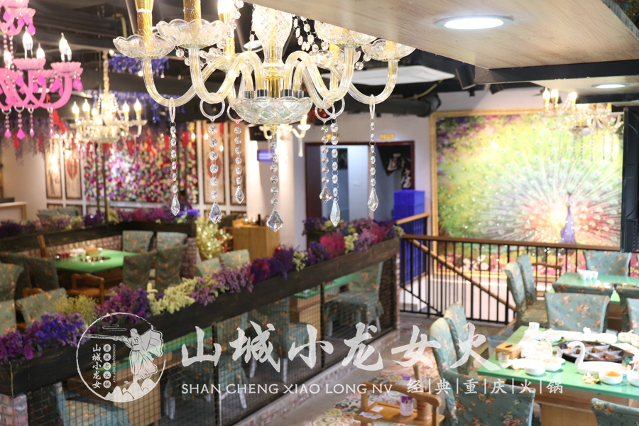 重慶火鍋店加盟費(fèi)需要多少錢？30萬可以開一家火鍋店嗎