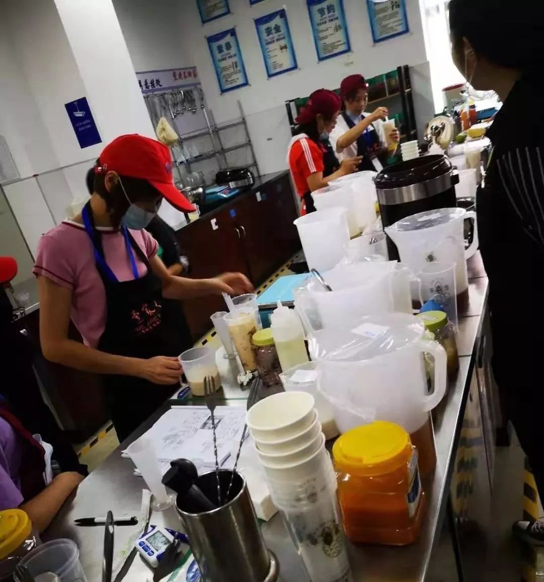 深度| 測評50個品牌100家店后,解開了茶飲業(yè)的“暴利”真相!