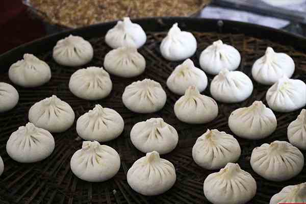 好禮客包子饞人餡料吃起來回味無窮